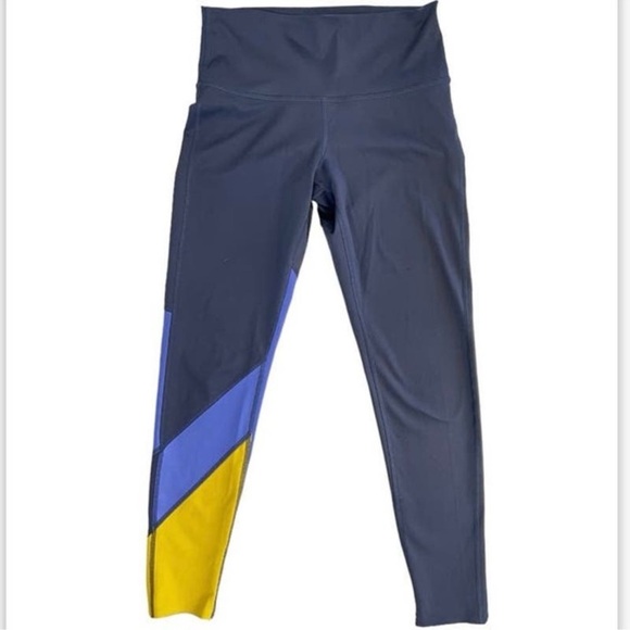 Cotopaxi women’s Mariposa Colorblock 7/8 Leggings - Picture 3 of 12